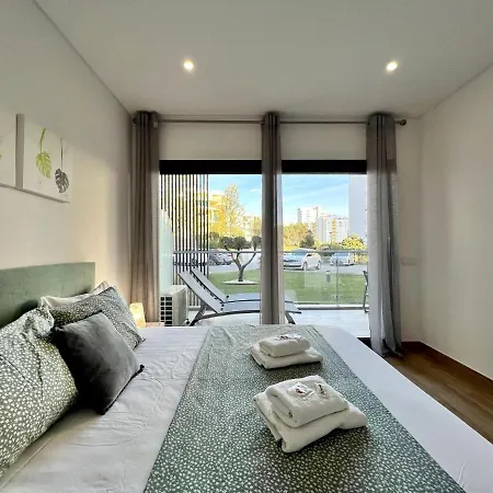 Da Rocha Twins 1 With Pool By Homing * Portimão