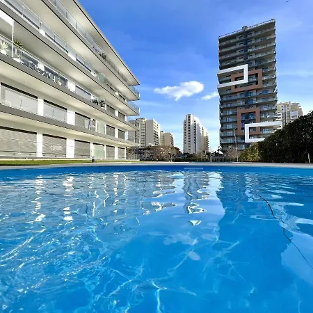 Da Rocha Twins 1 With Pool By Homing Lägenhet