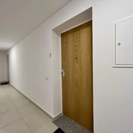 Da Rocha Twins 1 With Pool By Homing Apartment *